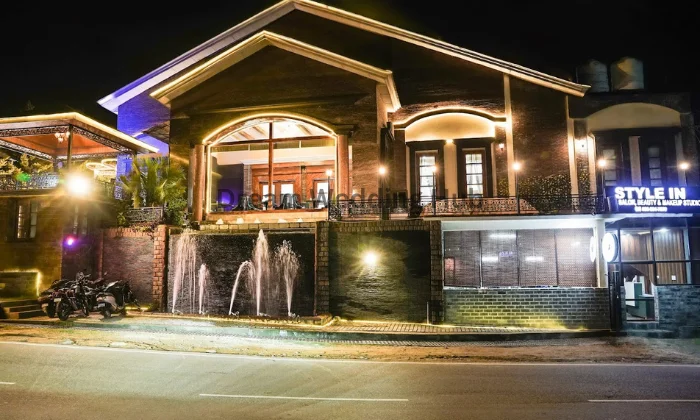 STERLING BANQUET  HOTEL